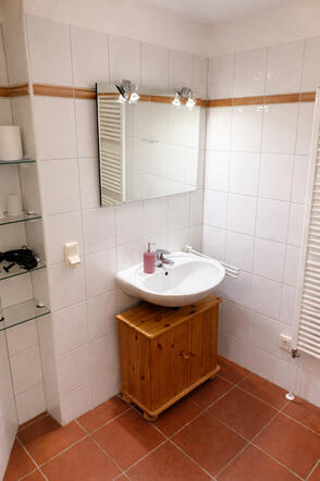 Beispiel Bad, Waschbecken